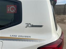 تۆیۆتا لاند کروزەر